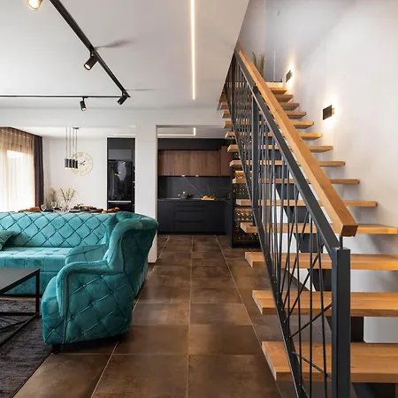 Betelgeuse Supernova فيلة *