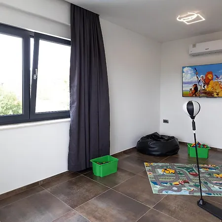 فيلة Betelgeuse Supernova