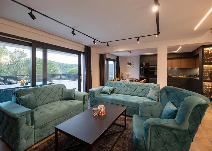 Betelgeuse Supernova Villa Novi Vinodolski
