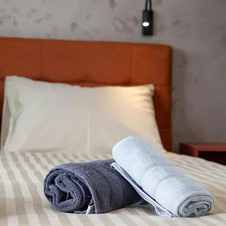 Villa Betelgeuse Supernova *