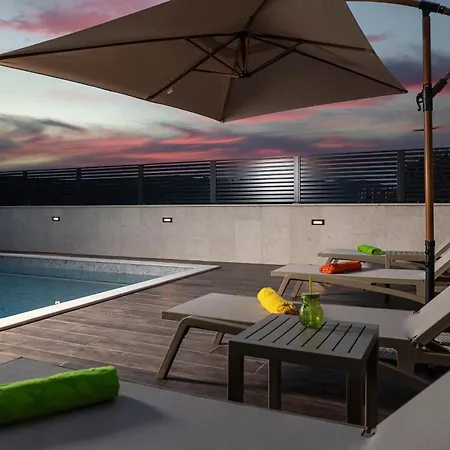 Villa Betelgeuse Supernova Novi Vinodolski