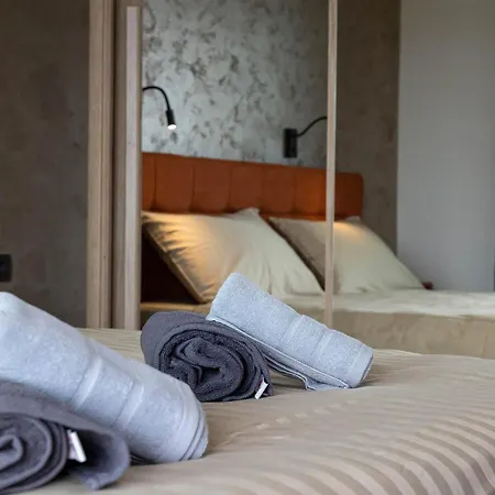 Betelgeuse Supernova Villa *