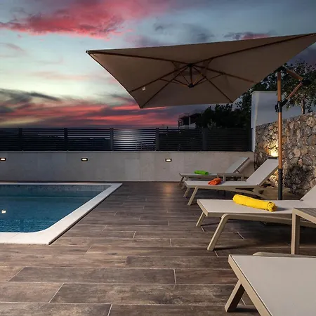 Betelgeuse Supernova