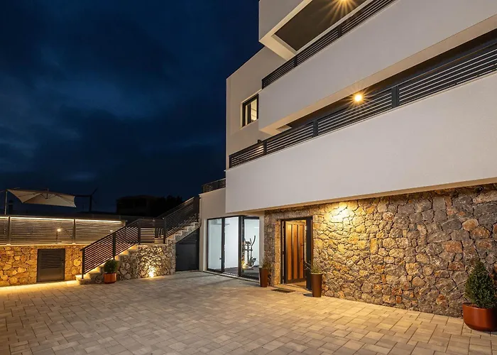 Betelgeuse Supernova Novi Vinodolski