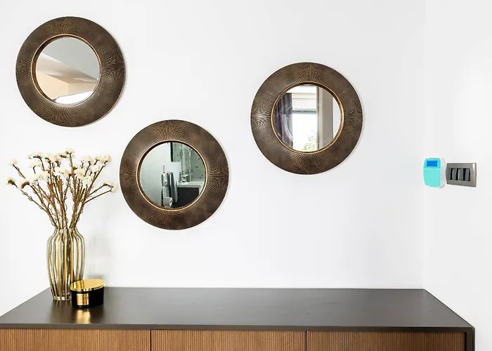 Betelgeuse Supernova Villa *